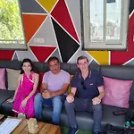 Bedweiser Backpackers Hostel