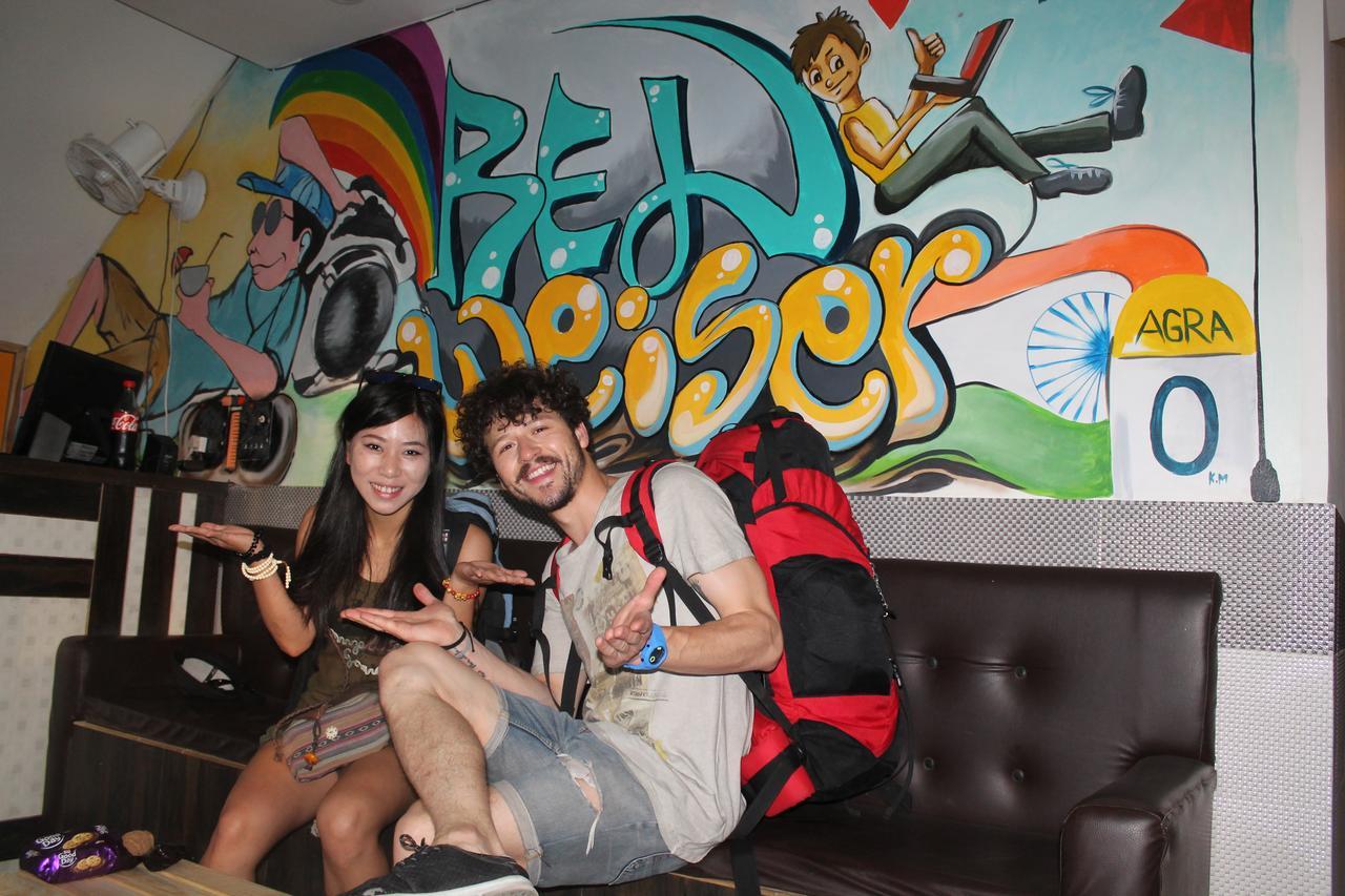 Bedweiser Backpackers *