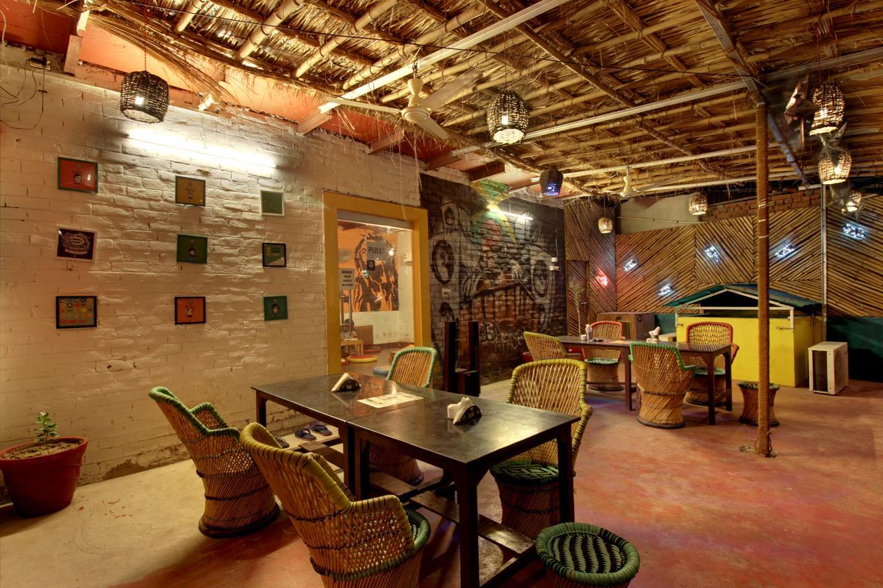 Bedweiser Backpackers *